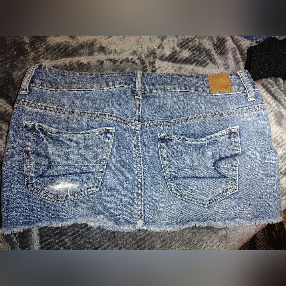 00 American Eagle skirt